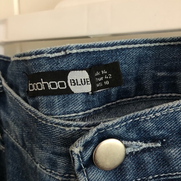Boohoo High Waisted Blue Jeans - Picture 3 of 6